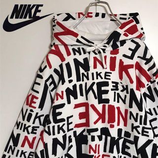 ナイキ(NIKE)の【総柄】ナイキ　ロゴ入りパーカー　希少デザイン　裏起毛　A1009(パーカー)