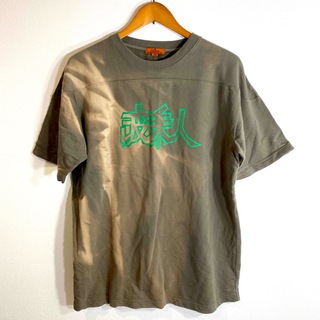 波乗り人プリント　Tシャツ　neikid モスグリーン　未使用品(Tシャツ/カットソー(半袖/袖なし))
