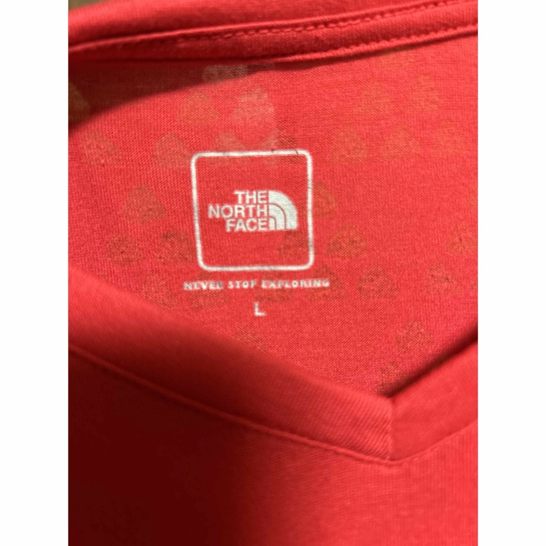 THE NORTH FACE(ザノースフェイス)のTHE NORTH FACE 背中透かし柄Tシャツ レディースのトップス(Tシャツ(半袖/袖なし))の商品写真