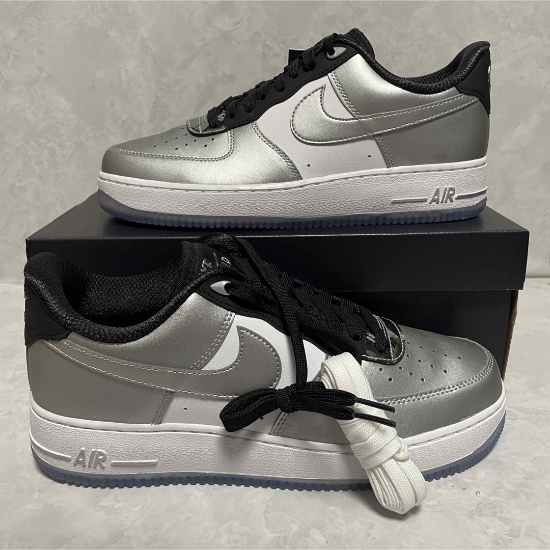 NIKE(ナイキ)のNike WMNS Air Force 1 Low "Chrome" 28.0 メンズの靴/シューズ(スニーカー)の商品写真