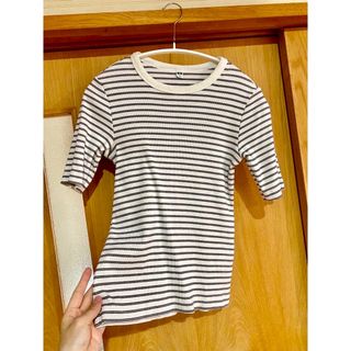 ユニクロ(UNIQLO)の【美品】UNIQLO リブボーダークルーネックT  オフホワイト サイズS(Tシャツ(半袖/袖なし))