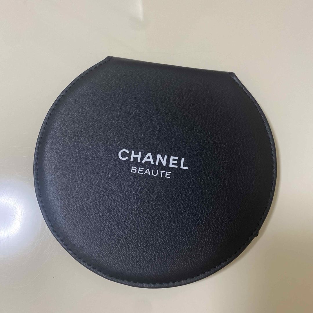 CHANEL(シャネル)の【シャネル】スタンドミラー｜新品・未使用品 レディースのファッション小物(ミラー)の商品写真