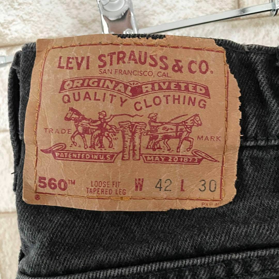 Levi's(リーバイス)のリーバイス 560 USA製 ブラック 42×30 メンズのパンツ(デニム/ジーンズ)の商品写真