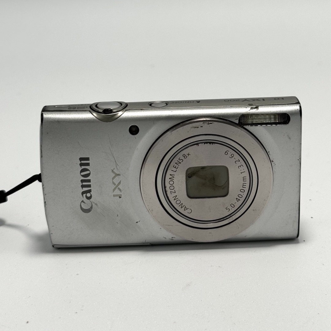 Canon ixy 200  シルバー　PC2333 動作末確認　ジャンク スマホ/家電/カメラのカメラ(コンパクトデジタルカメラ)の商品写真