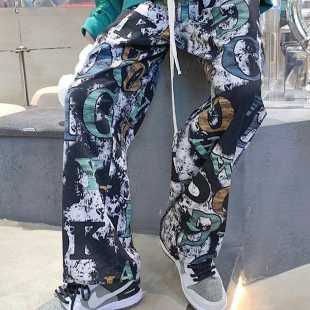 【人気】メンズ　ストリート　ワイドパンツ　黒　ブラック　ズボン　韓国　ダンス メンズのパンツ(ワークパンツ/カーゴパンツ)の商品写真