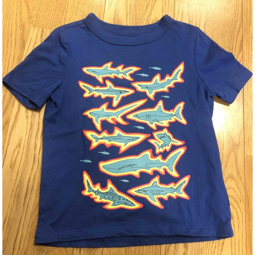 GAP Kids(ギャップキッズ)のGAP Tシャツ　110 キッズ/ベビー/マタニティのキッズ服男の子用(90cm~)(Tシャツ/カットソー)の商品写真