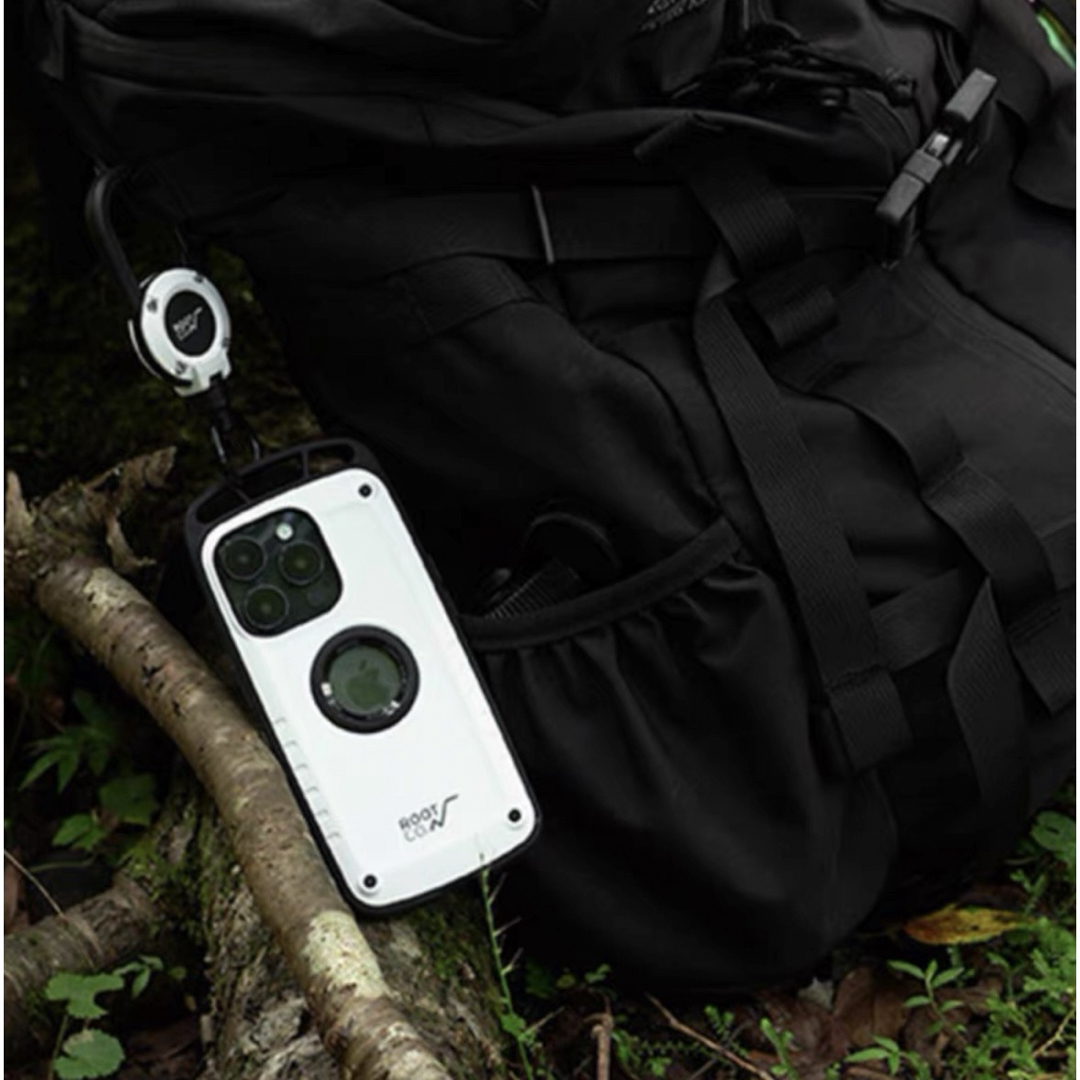 iPhone13Pro ケース 耐衝撃 カバー アウトドア   黒 カラビナ スマホ/家電/カメラのスマホアクセサリー(iPhoneケース)の商品写真