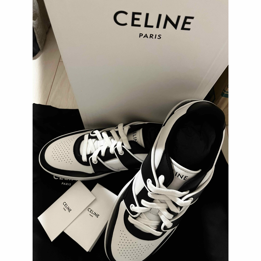 celine(セリーヌ)の【新品】CELINE TRAINER LOW LACE UP SNEAKER メンズの靴/シューズ(スニーカー)の商品写真