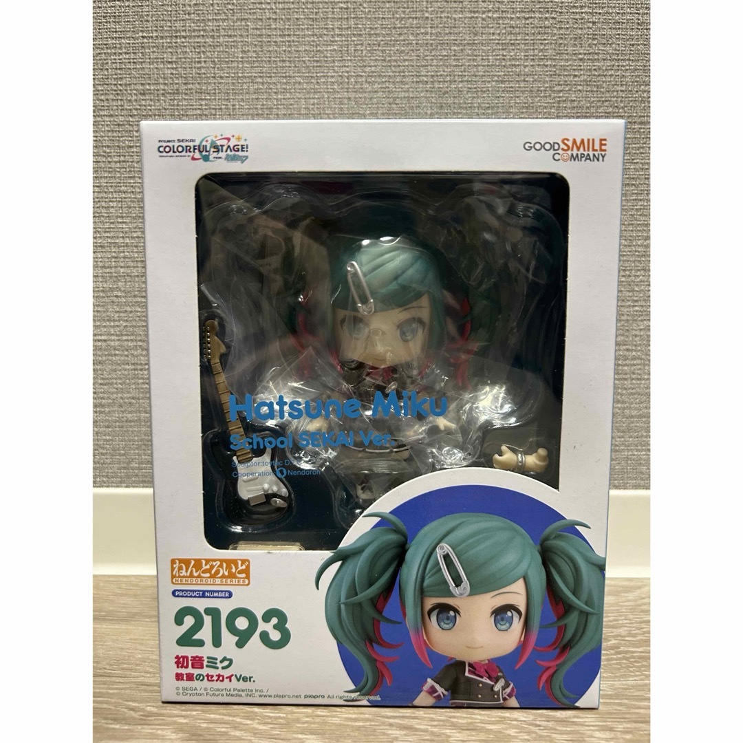 BANDAI(バンダイ)のねんどろいど プロセカ カラフルステージ！ 初音ミク 教室のセカイVer. エンタメ/ホビーのフィギュア(アニメ/ゲーム)の商品写真