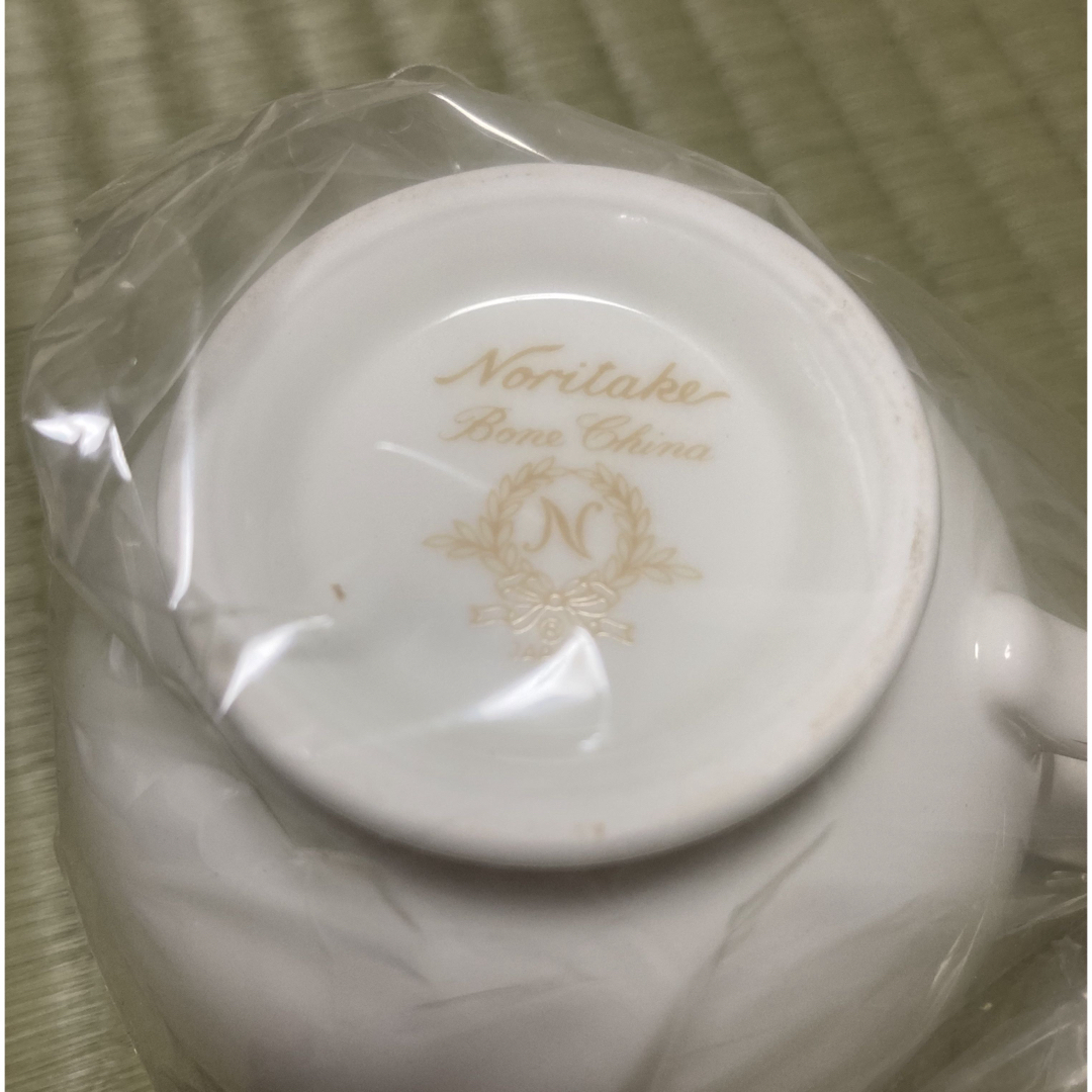 Noritake(ノリタケ)の未使用品 Noritake Bone China ティーセット インテリア/住まい/日用品のキッチン/食器(グラス/カップ)の商品写真