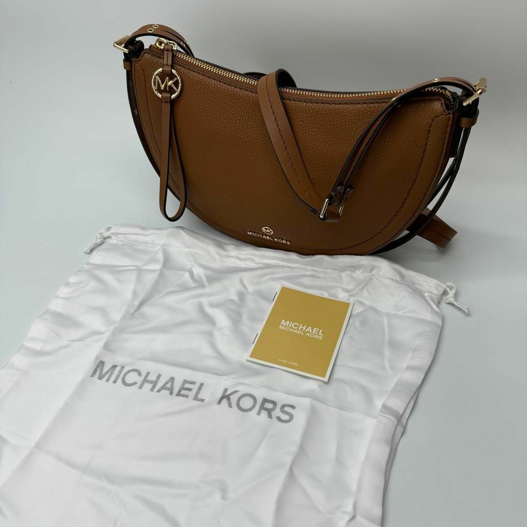 Michael Kors(マイケルコース)の未使用 新品タグ付 ハーフムーン マイケルコース ショルダーバッグ レザー レディースのバッグ(ショルダーバッグ)の商品写真
