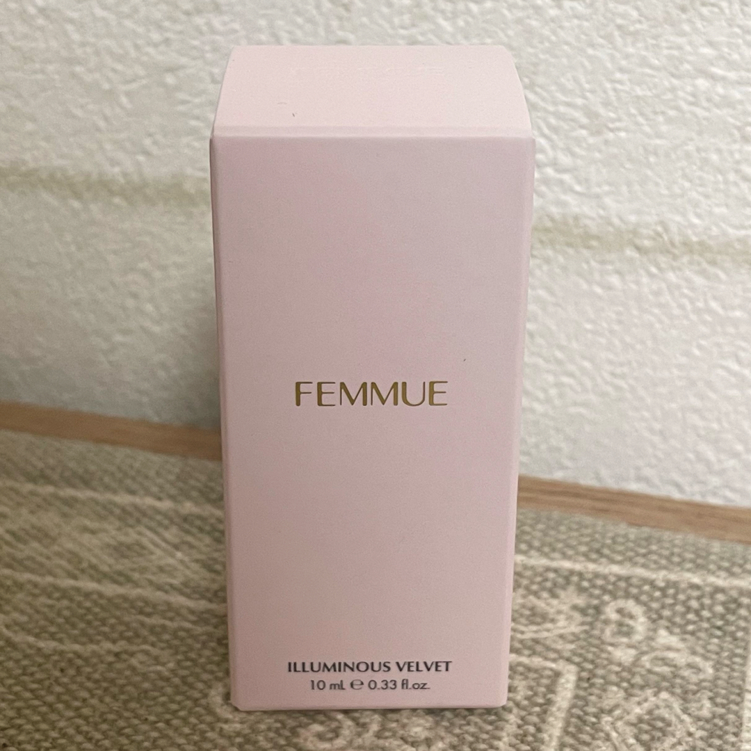 FEMMUE(ファミュ)のFEMMUE イルミナスベルベット10ml コスメ/美容のスキンケア/基礎化粧品(美容液)の商品写真