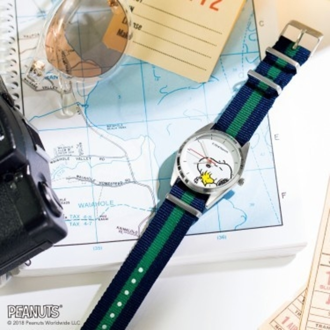 SNOOPY(スヌーピー)の【新品】「SPRiNG」付録♡ スヌーピー腕時計 レディースのファッション小物(腕時計)の商品写真