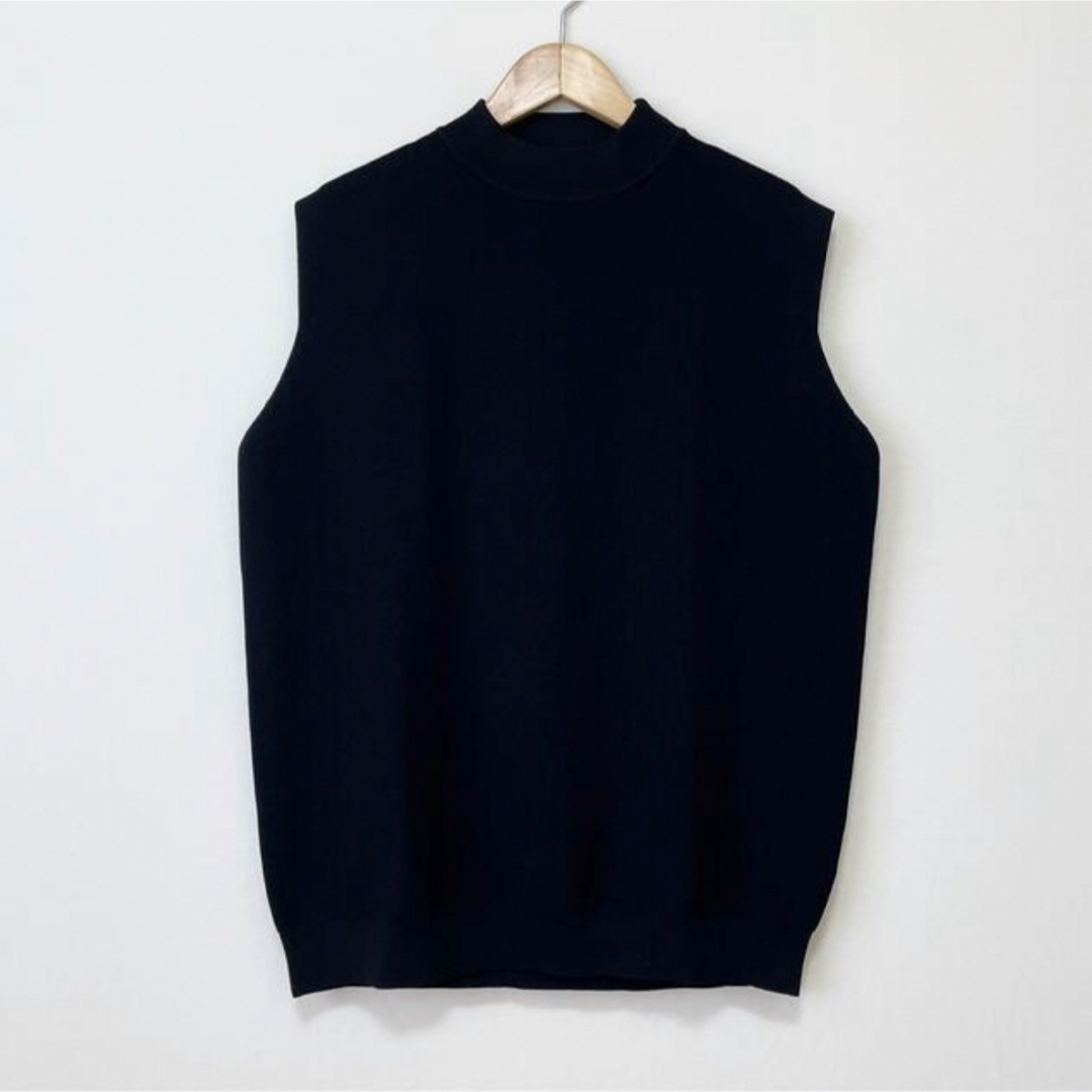 L'Appartement DEUXIEME CLASSE(アパルトモンドゥーズィエムクラス)の美品L'AppartementアパルトモンKnit Vestニットベストブラック レディースのトップス(ニット/セーター)の商品写真