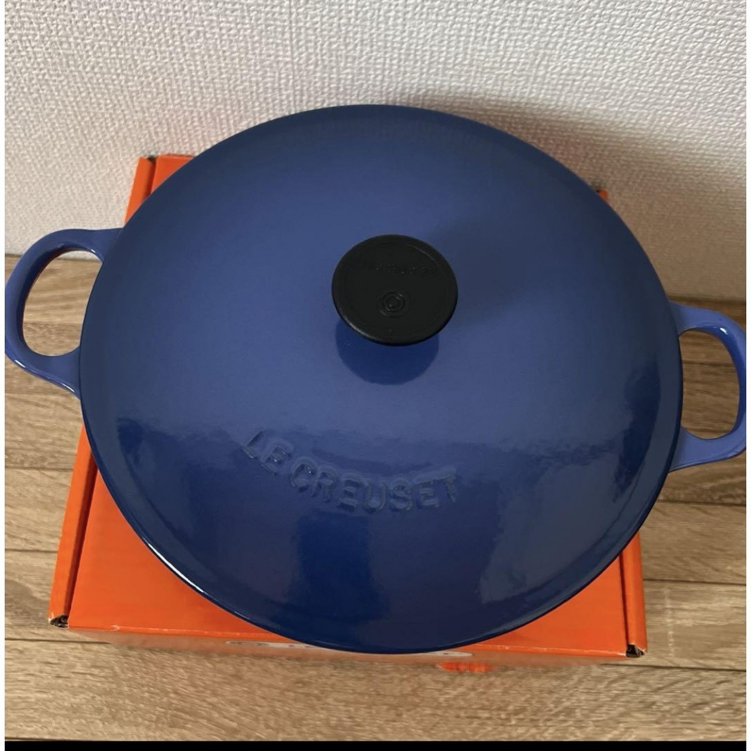 LE CREUSET(ルクルーゼ)の●新品●LeCreuset ル クルーゼ マルミット 22cm コバルトブルー インテリア/住まい/日用品のキッチン/食器(鍋/フライパン)の商品写真