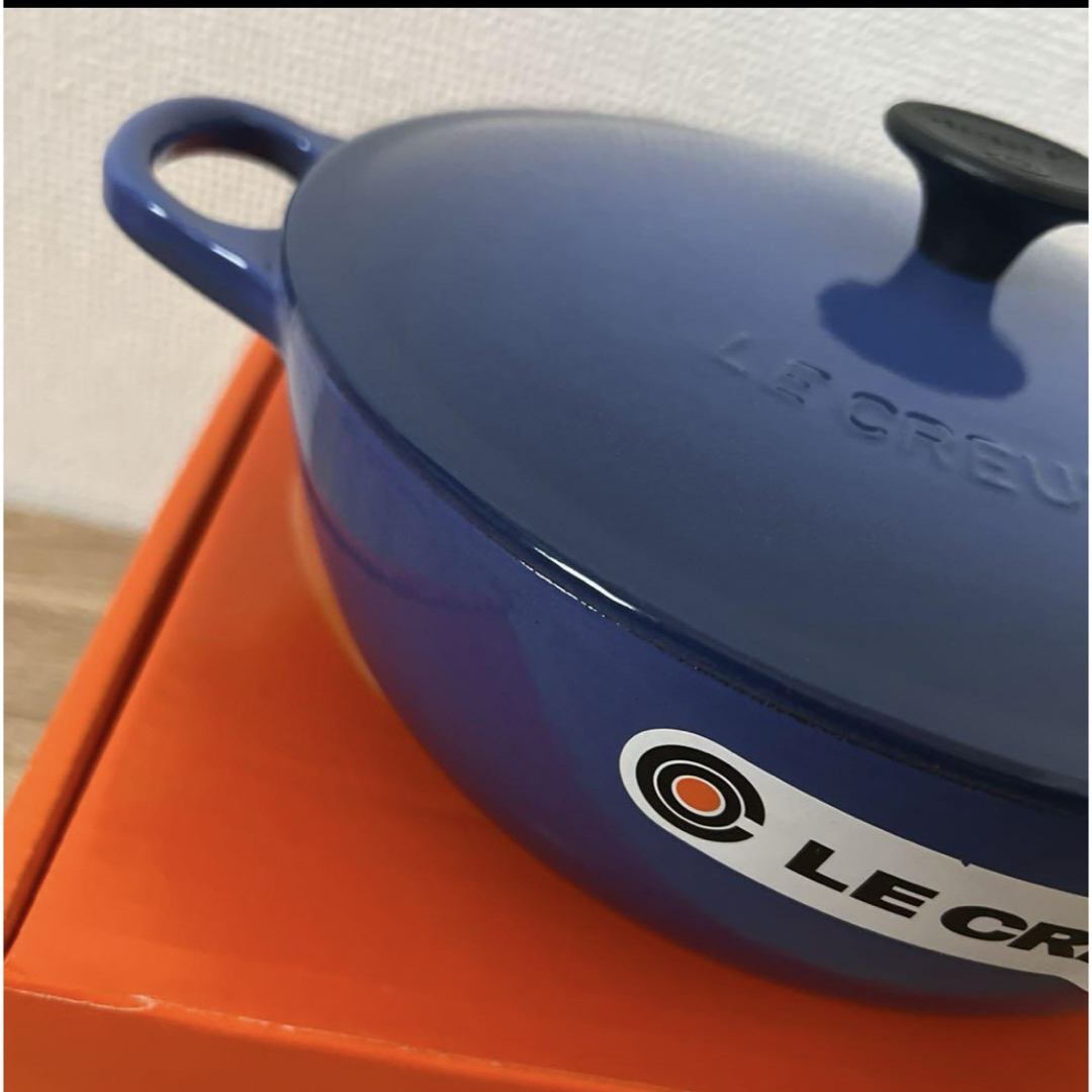 LE CREUSET(ルクルーゼ)の●新品●LeCreuset ル クルーゼ マルミット 22cm コバルトブルー インテリア/住まい/日用品のキッチン/食器(鍋/フライパン)の商品写真