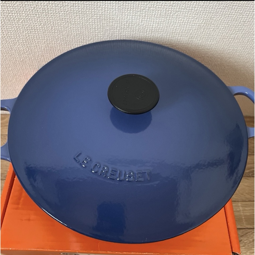 LE CREUSET(ルクルーゼ)の●新品●LeCreuset ル クルーゼ マルミット 26cm コバルトブルー インテリア/住まい/日用品のキッチン/食器(鍋/フライパン)の商品写真