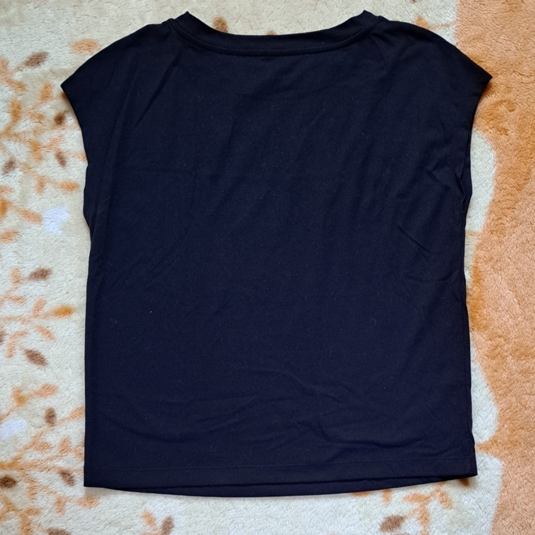 MUJI (無印良品)(ムジルシリョウヒン)の無印良品 Tシャツ 黒 M ⭐追跡つき送料込み レディースのトップス(Tシャツ(半袖/袖なし))の商品写真