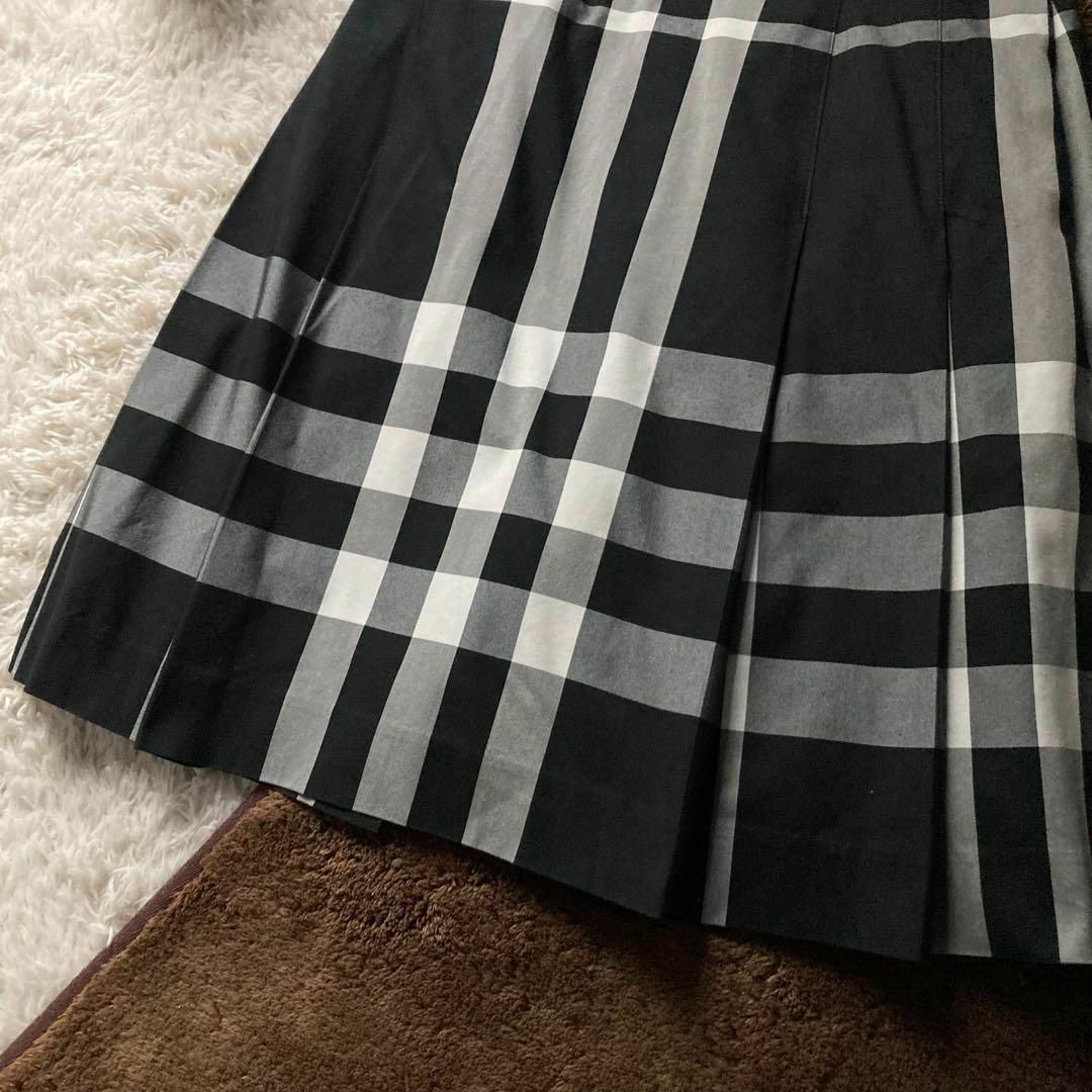 BURBERRY(バーバリー)のバーバリーゴルフ　ビッグノバチェックプリーツスカート　ペチパンツ付き　日本製　7 レディースのスカート(ひざ丈スカート)の商品写真