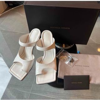 ボッテガ(Bottega Veneta) サンダル(レディース)の通販 300点以上 ボッテガ(Bottega Veneta) サンダル(レディース)の通販 300点以上