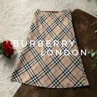 バーバリー(BURBERRY)のバーバリーロンドン　ロングフレアスカート　ひざ下丈　ノバチェック　コットン　40(ひざ丈スカート)