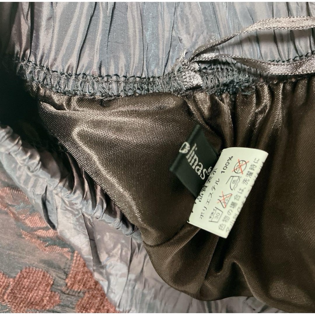 ラスコリナス 花柄 刺繍 ロングスカート レディースのスカート(ロングスカート)の商品写真