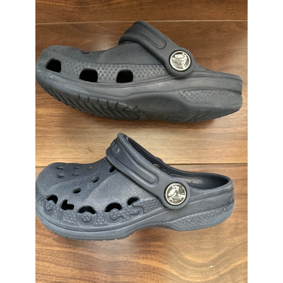 crocs(クロックス)のクロックス キッズ/ベビー/マタニティのキッズ靴/シューズ(15cm~)(サンダル)の商品写真