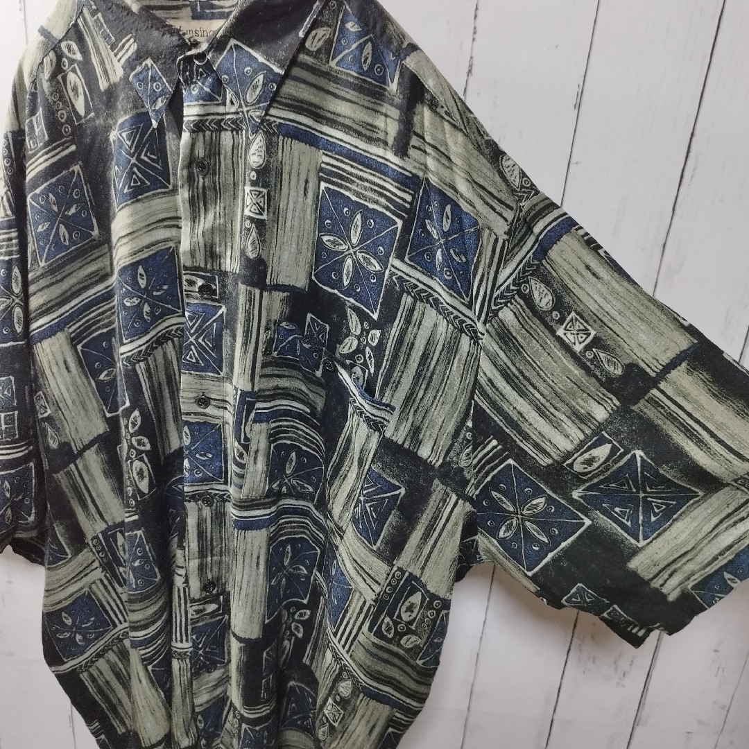 Munsingwear(マンシングウェア)の【Munsingwear】Patterned Aloha Shirt　D1040 メンズのトップス(シャツ)の商品写真