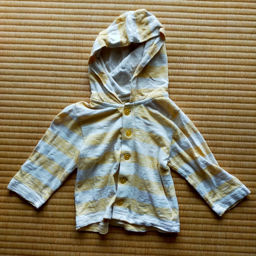 babyGAP(ベビーギャップ)のbaby GAP ベビーギャップ　トップス　パーカ　ロングTシャツ キッズ/ベビー/マタニティのベビー服(~85cm)(Ｔシャツ)の商品写真