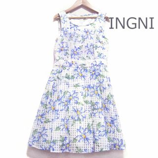 イング(INGNI)のINGNI イング 花柄ワンピース ホワイト サックスブルーシアー素材(ミニワンピース)