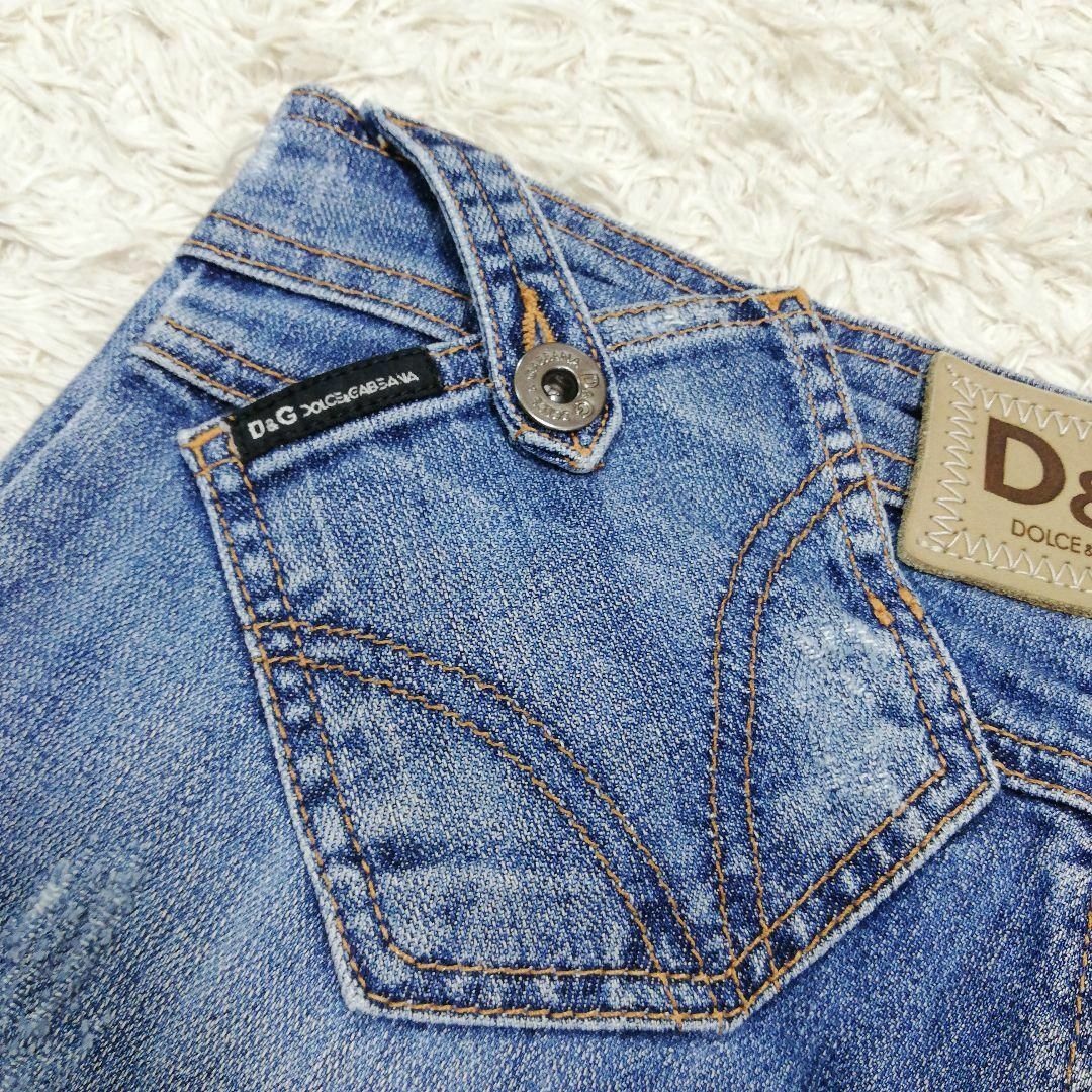 DOLCE&GABBANA(ドルチェアンドガッバーナ)のドルガバ　デニムパンツ　ハーフパンツ　ジーパン　ジーンズ　ズボン　レディース　M レディースのパンツ(デニム/ジーンズ)の商品写真
