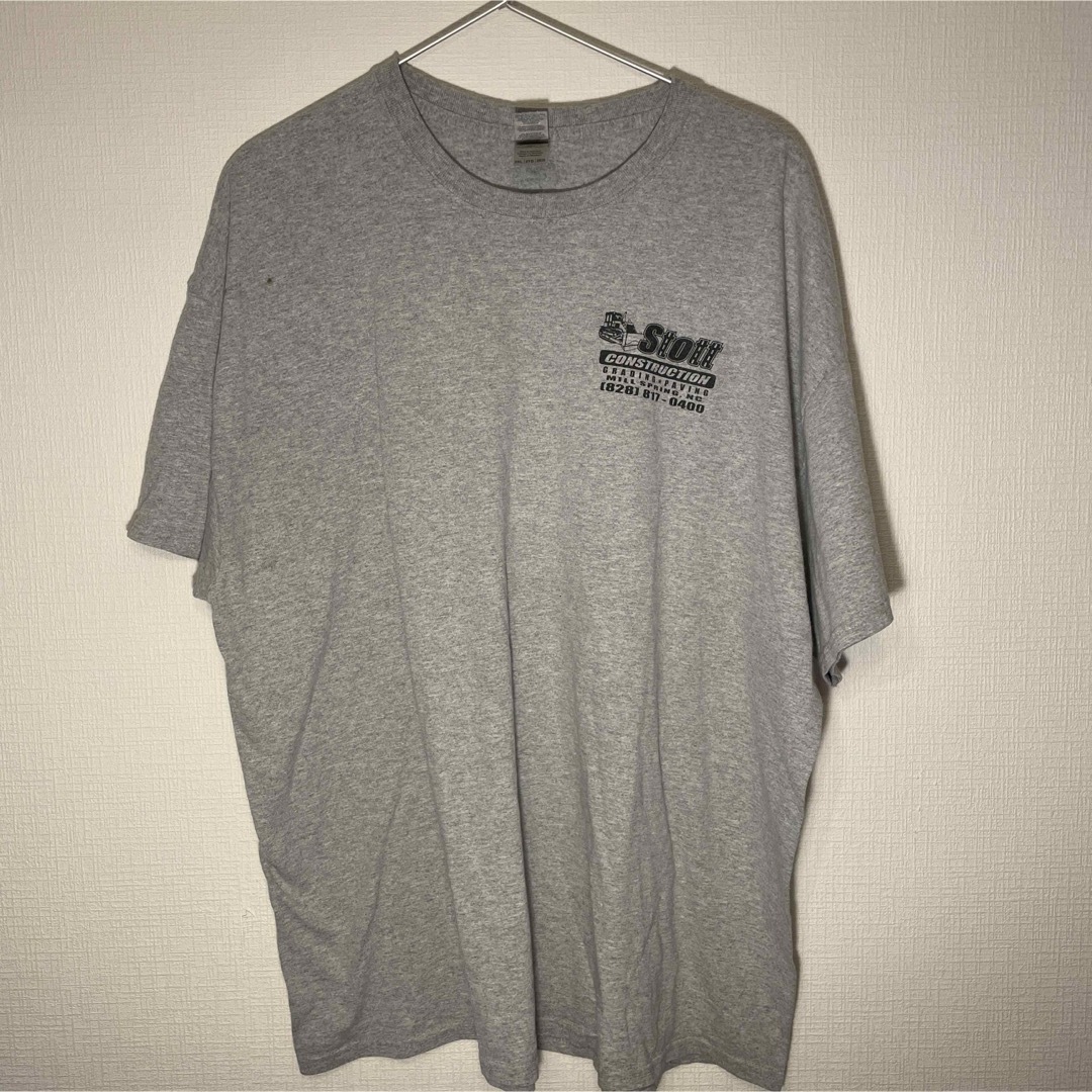 GILDAN(ギルタン)の『US古着』ビンテージ　vintage半袖Tシャツ　グレー　企業 メンズのトップス(Tシャツ/カットソー(半袖/袖なし))の商品写真