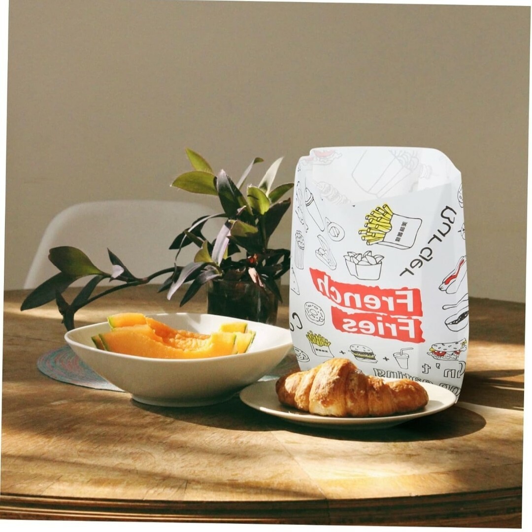 耐油紙袋　50枚　食品用　紙袋　フライドポテト　海外　チキン　テイクアウト インテリア/住まい/日用品のオフィス用品(ラッピング/包装)の商品写真