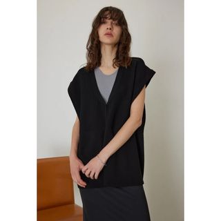 リムアーク(RIM.ARK)のPin-tuck knit vest(ベスト/ジレ)