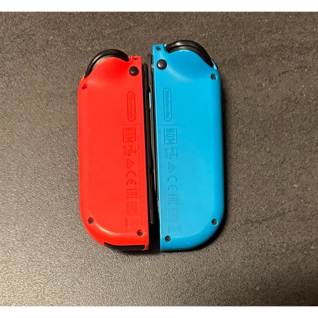Nintendo Switch(ニンテンドースイッチ)の有機ELモデル 任天堂 Nintendo Switch ネオンカラー 使用期間短 エンタメ/ホビーのゲームソフト/ゲーム機本体(家庭用ゲーム機本体)の商品写真