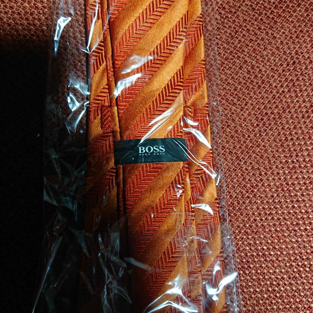 HUGO BOSS(ヒューゴボス)のHUGO BOSS ヒューゴ ボス ネクタイ 中古 現状品　2 メンズのファッション小物(ネクタイ)の商品写真