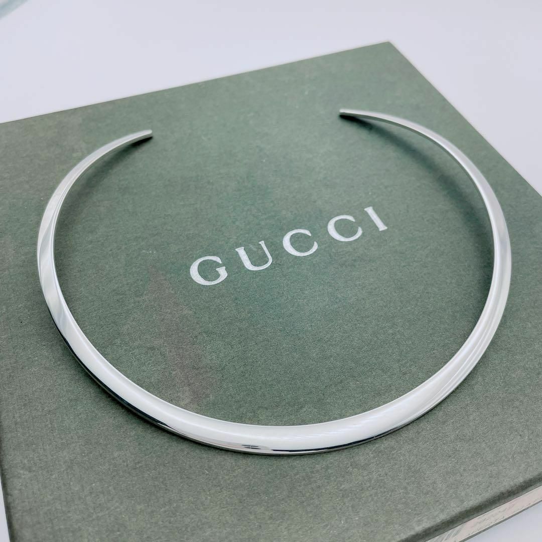 Gucci(グッチ)の【極美品】GUCCI チョーカー　ネックレス　シルバー　Gシェイプ レディースのアクセサリー(ネックレス)の商品写真