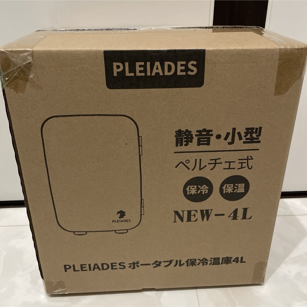 感謝SALE！PLEIADES ポータブル保冷温庫　ミニ冷蔵庫　冷温庫　４L スマホ/家電/カメラの生活家電(冷蔵庫)の商品写真