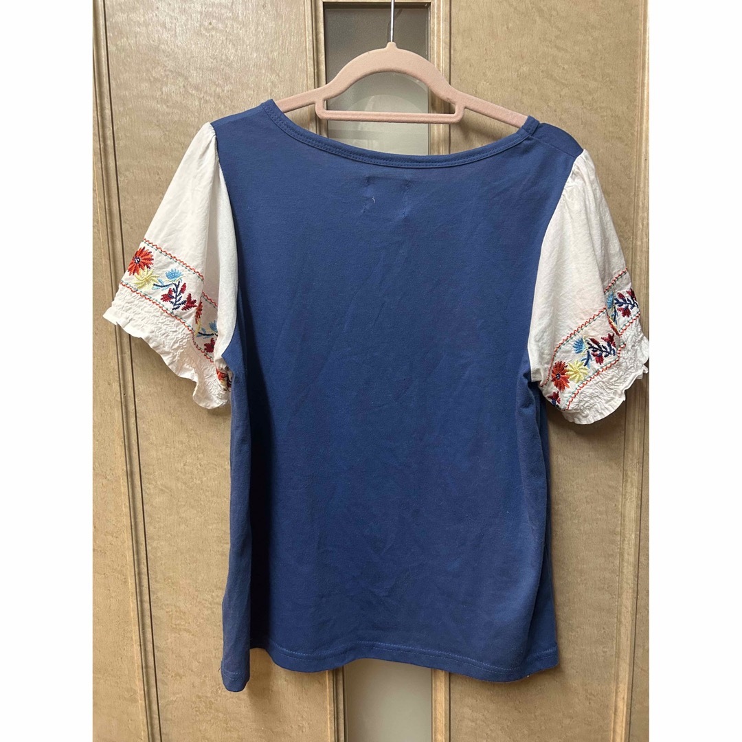 Hamble by Par Avion(ハンブルバイパラビオン)のパラビオン　刺繍Tシャツ レディースのトップス(Tシャツ(半袖/袖なし))の商品写真