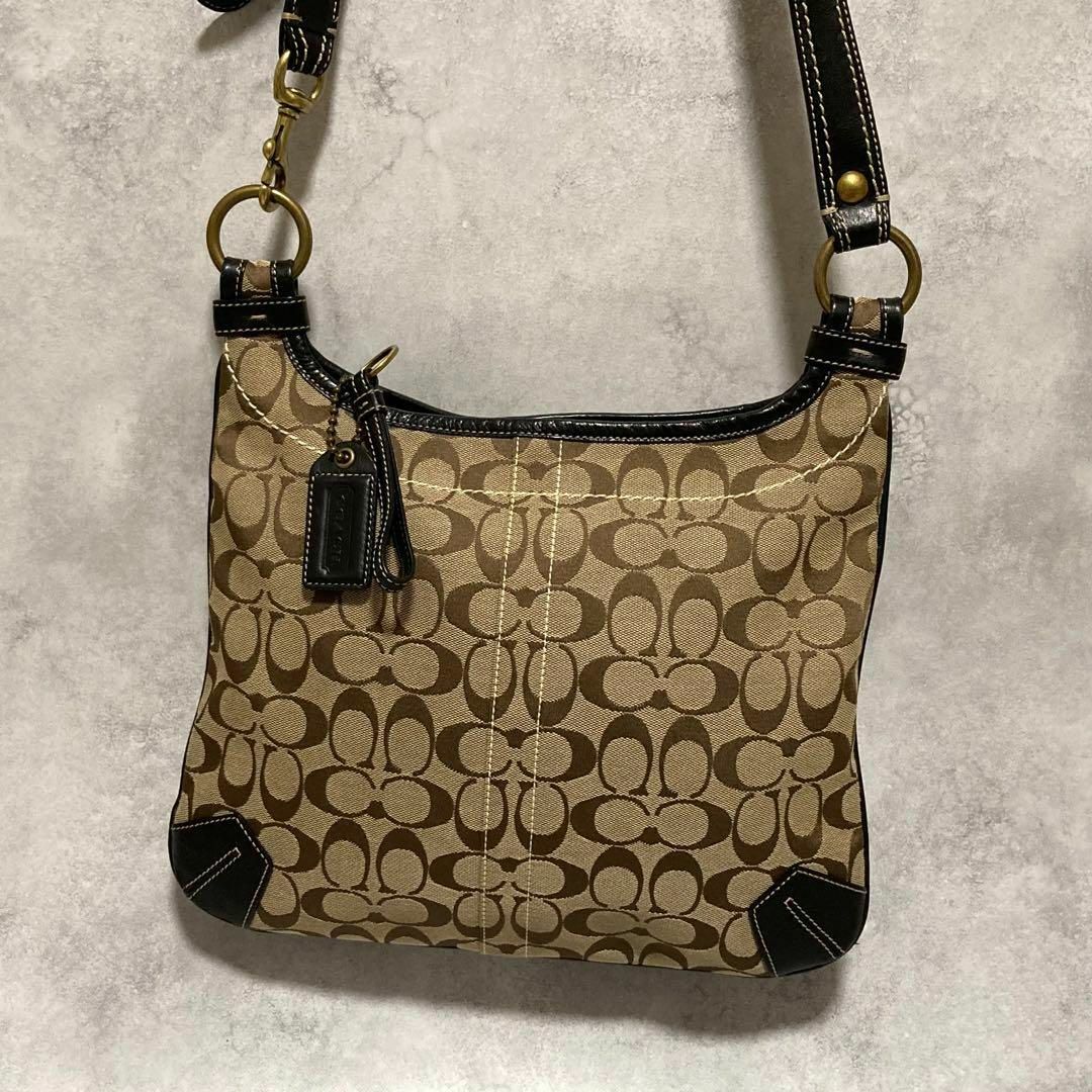 COACH(コーチ)の美品✨ COACH ショルダーバッグ シグネチャー キャンバス レザー レディースのバッグ(ショルダーバッグ)の商品写真