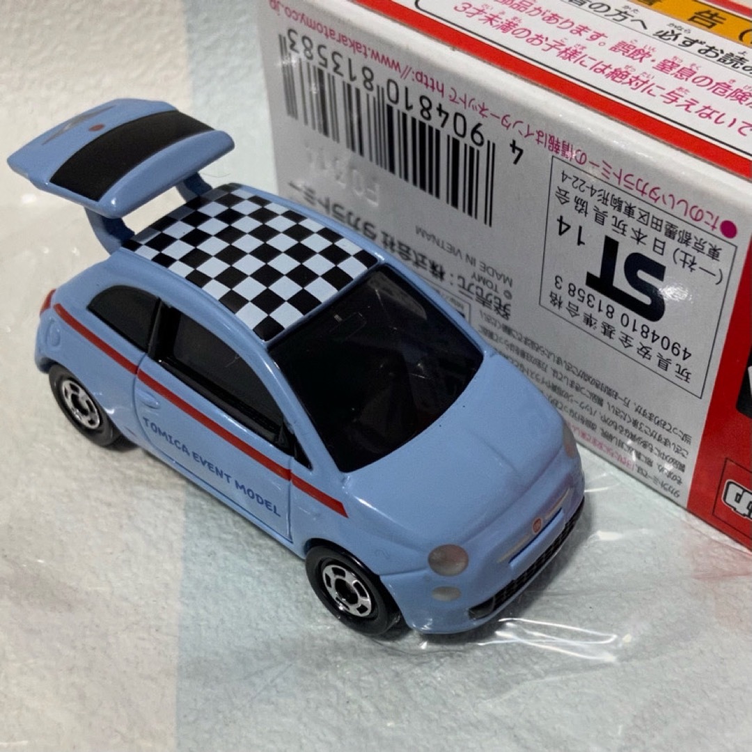 Takara Tomy(タカラトミー)のトミカ フィアット500 初回通常イベントモデル３台セット エンタメ/ホビーのおもちゃ/ぬいぐるみ(ミニカー)の商品写真