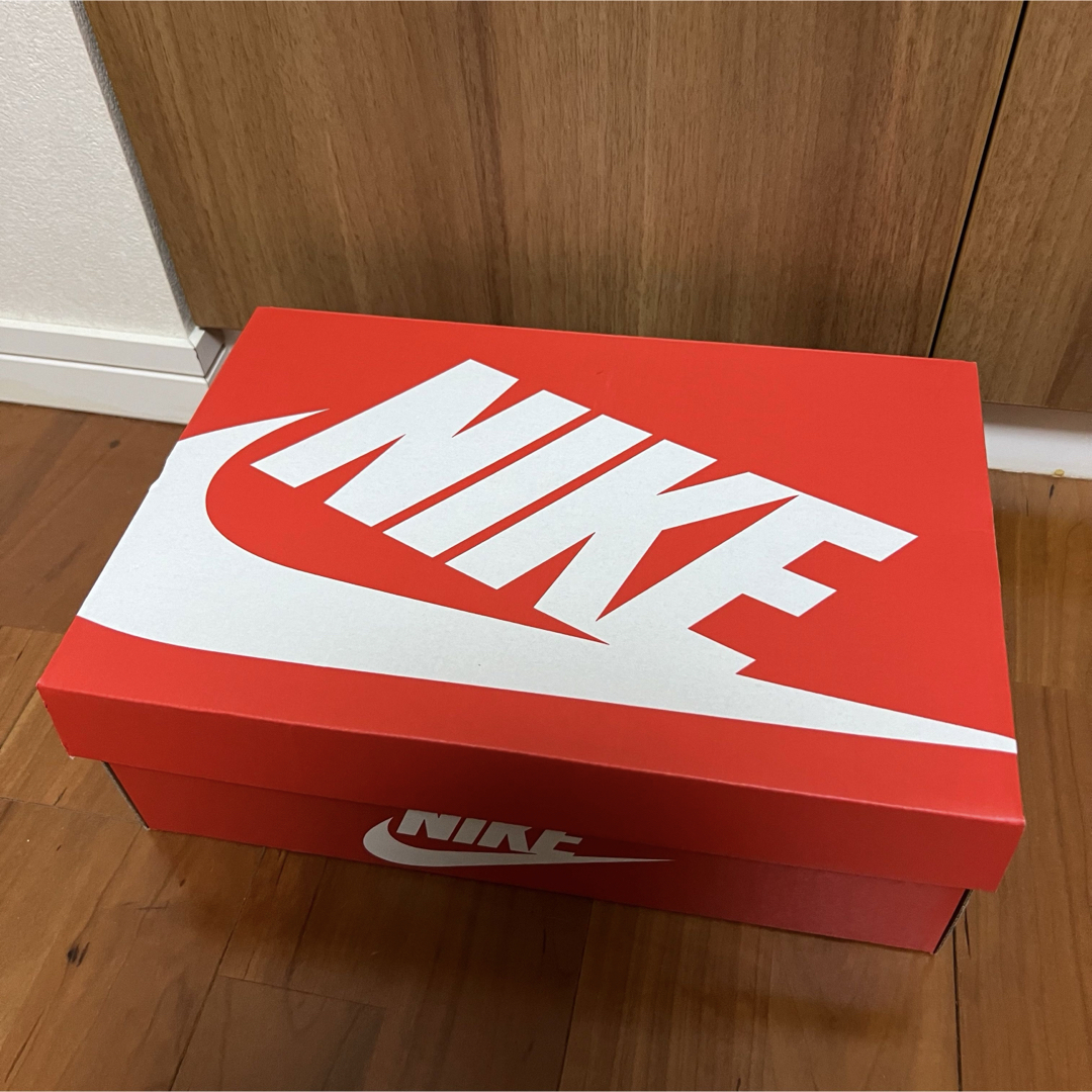 NIKE(ナイキ)のNIKE AIR MAX ISLA エアマックスアイラ 24cm レディースの靴/シューズ(サンダル)の商品写真