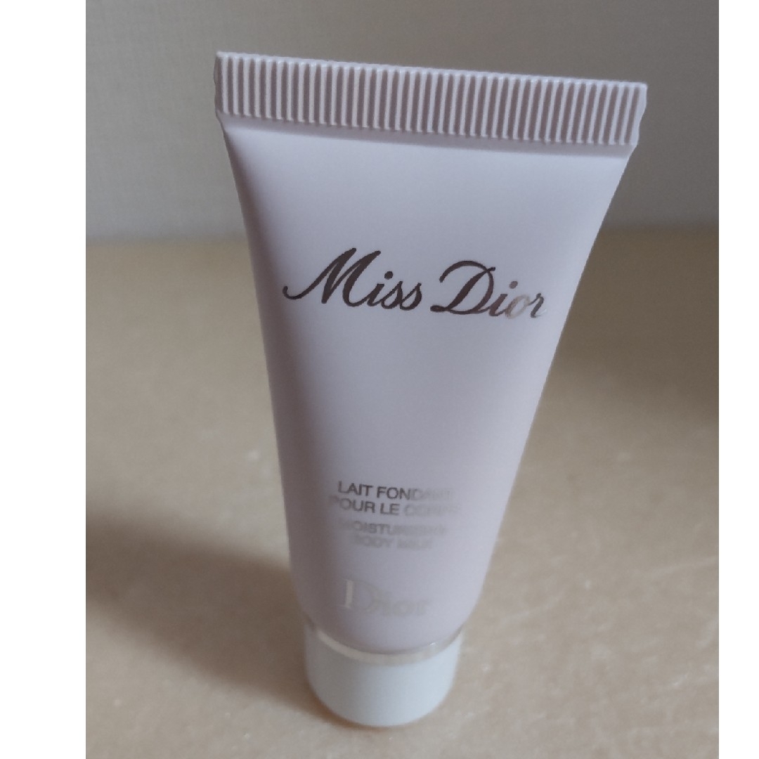 Dior(ディオール)の【未使用】ミスディオール　ハンドクリーム＆ボディミルク　20mlミニサイズ コスメ/美容のボディケア(ハンドクリーム)の商品写真
