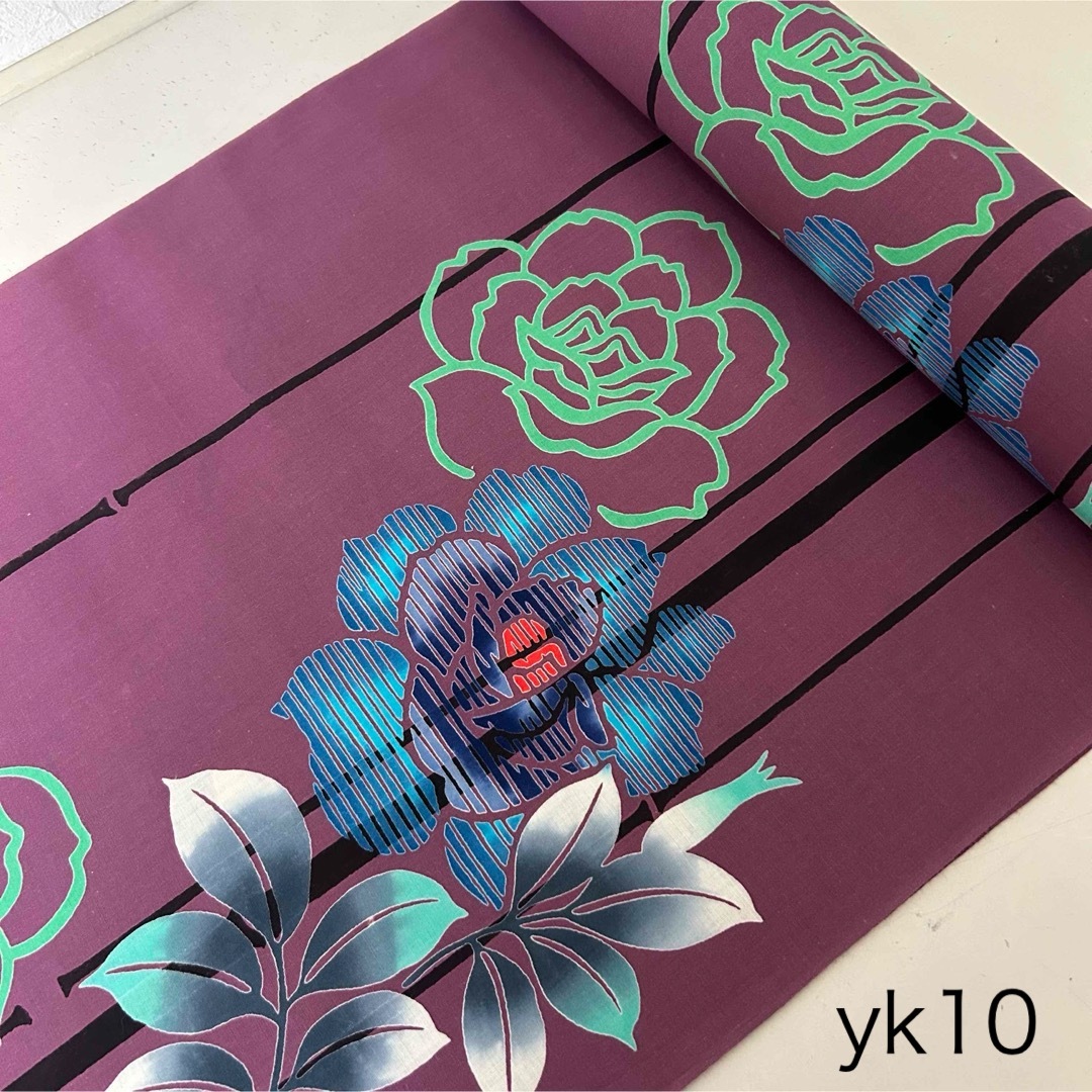 yk10  本染 浴衣 生地 反物 はぎれ 古布 リメイク 薔薇 バラ ハンドメイドの素材/材料(その他)の商品写真
