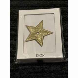 Dior - Dior ディオール　ノベルティ　ピンバッジ　ピンズ　ブローチ　星　限定　新品