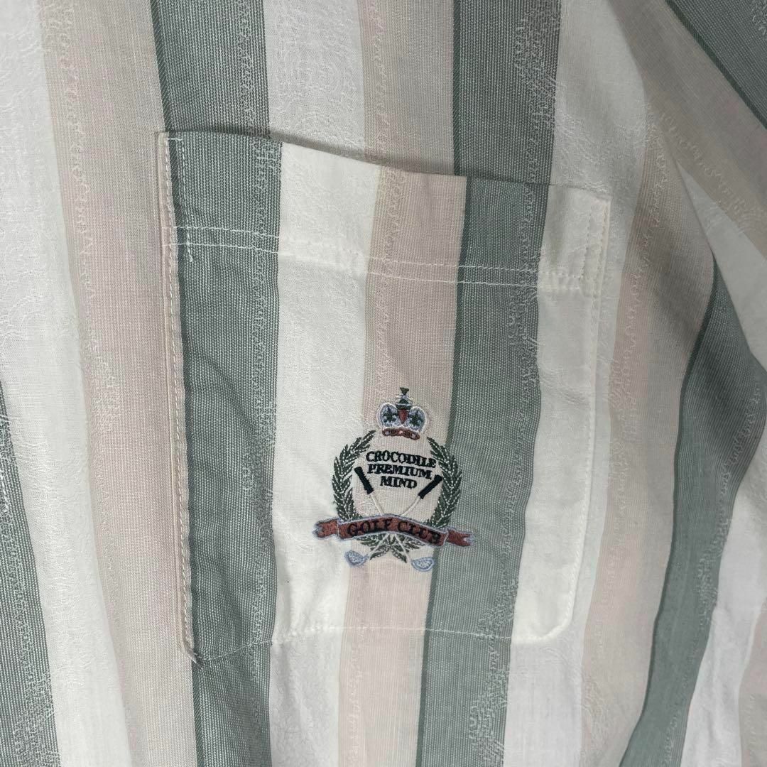 VINTAGE(ヴィンテージ)の[古着]ビンテージ　半袖　シャツ　刺繍　ハーフボタン　太ストライプ　緑　ベージュ メンズのトップス(シャツ)の商品写真