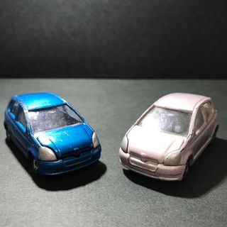 トミカシリーズ(トミカシリーズ)のトミカ　ミニカー　1999 TOYOTA  VITZ 2台セット(ミニカー)