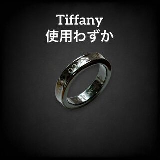 ティファニー(Tiffany & Co.)の✨使用わずか✨　ティファニー　ナロー　リング　ブラック　チタン　aq46(リング(指輪))