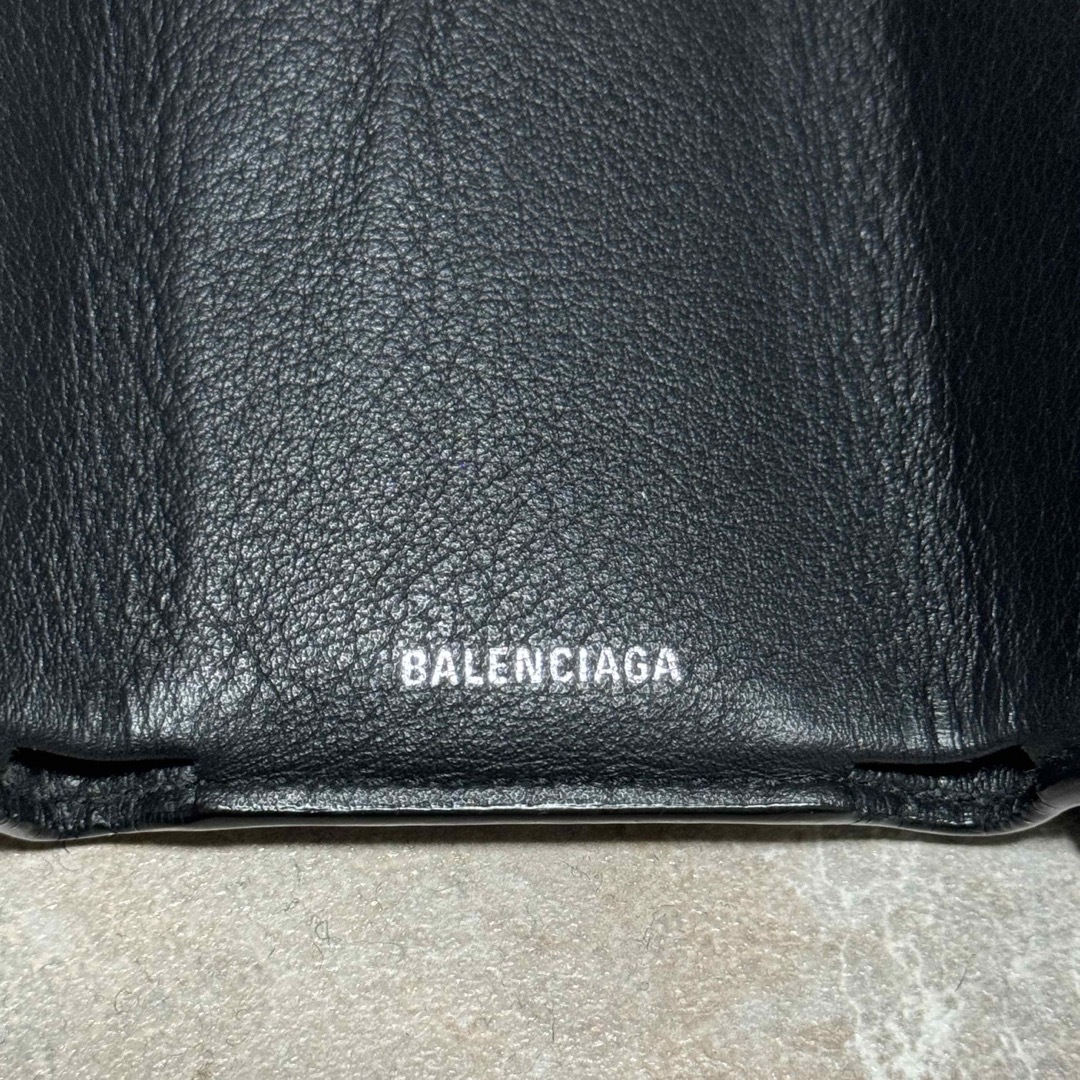 Balenciaga(バレンシアガ)のバレンシアガ　三つ折りレザーウォレット　ブラック　美品 レディースのファッション小物(財布)の商品写真