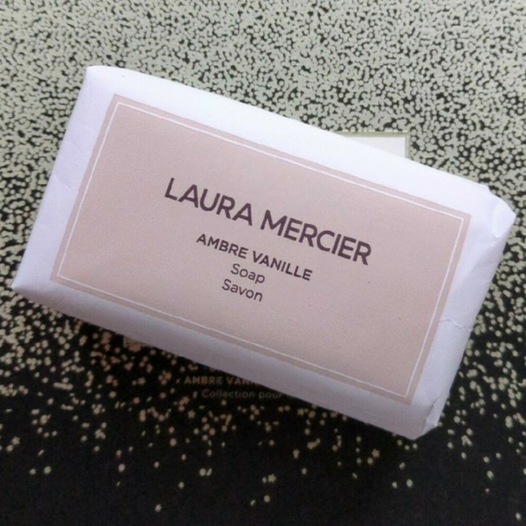 laura mercier(ローラメルシエ)のローラメルシエ ソープ 〈石けん〉119g コスメ/美容のボディケア(ボディソープ/石鹸)の商品写真